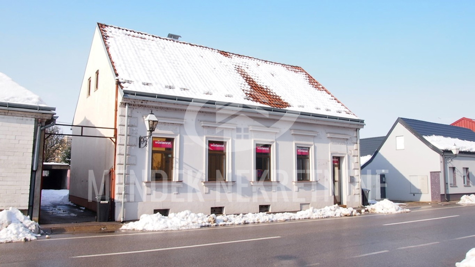 Commercial Property, 460 m2, For Sale, Varaždin